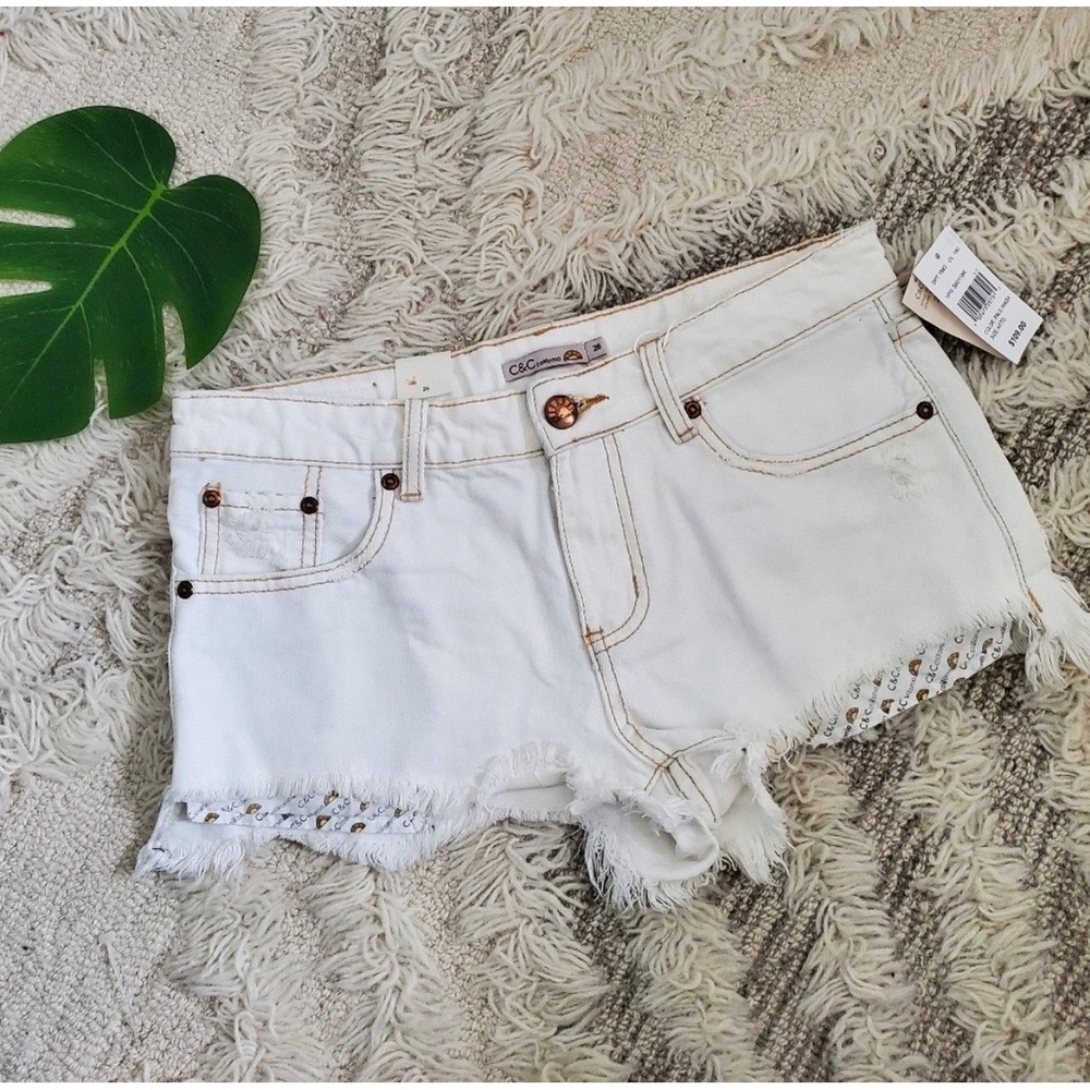 NWT C&C California White Distressed Denim Cut Offs Size 26 Israel Vintage Shorts